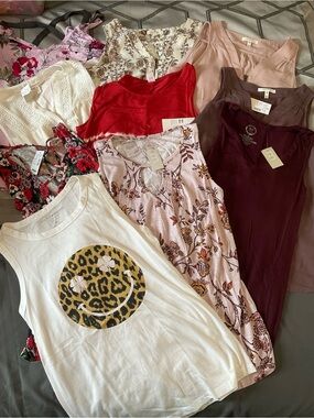 Lot of 10 Tank Tops Sz XS Bundle